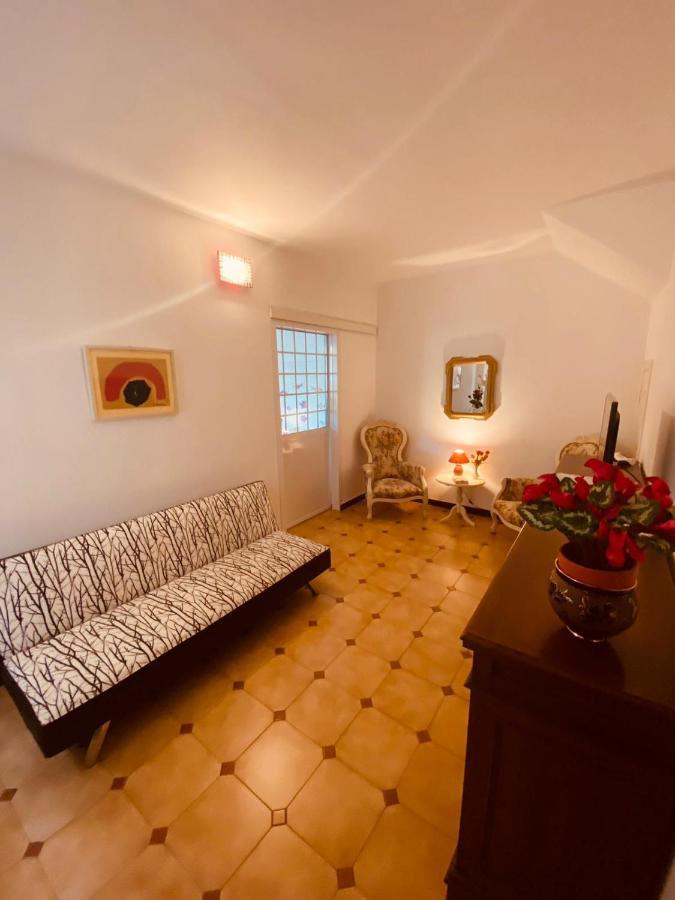 Casa Mariuccia A Due Passi Dal Mare Apartment Finale Ligure Exterior photo