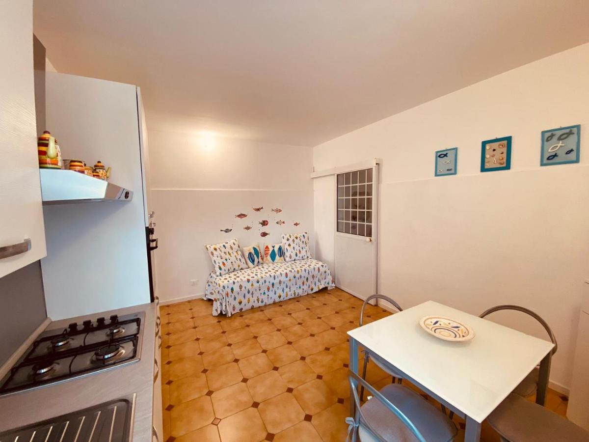 Casa Mariuccia A Due Passi Dal Mare Apartment Finale Ligure Exterior photo