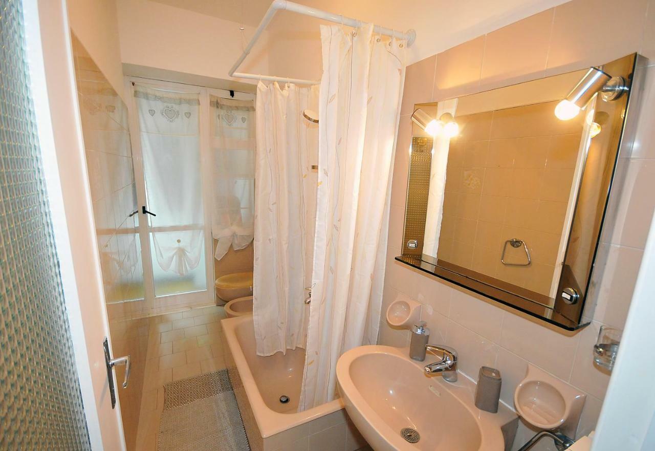 Casa Mariuccia A Due Passi Dal Mare Apartment Finale Ligure Exterior photo